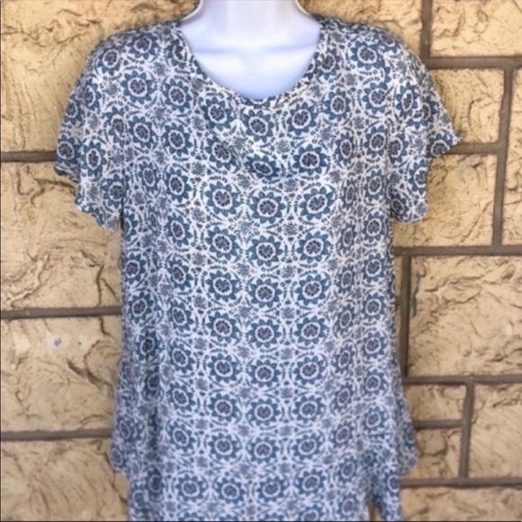Loft Floral Blouse Flutter Sleeve Top Oversized Size XSP / NWOT - Picture 1 of 10